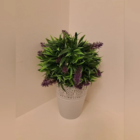 Artificial Lavender And Green Leaf Decor - Picture 2 of 3